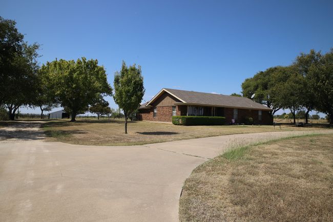 One of the homes on the corner intersection | Image 8