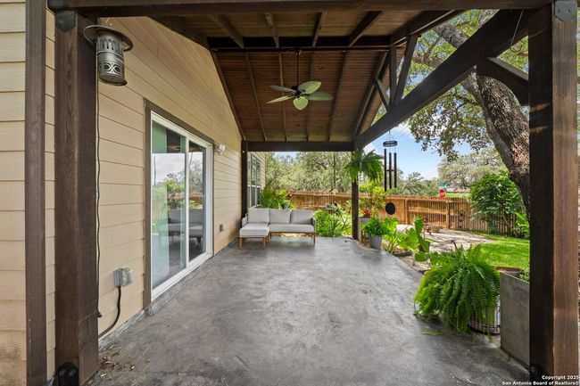 220 Hinge Gate, House other with 3 bedrooms, 2 bathrooms and null parking in Cibolo TX | Image 34