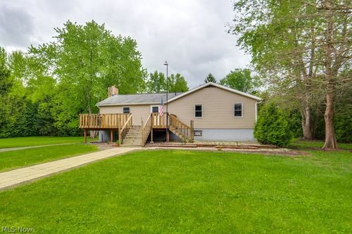 15005 Water Street Nw, North Lawrence, OH, 44666 | Card Image