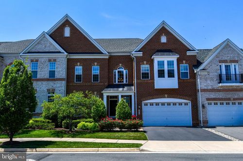 3876 Billberry Dr, FAIRFAX, VA, 22033-2479 | Card Image