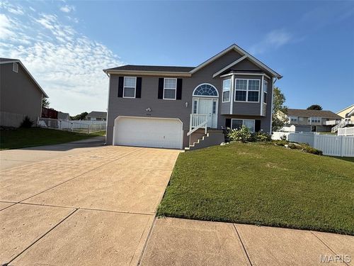3056 Valley Oaks Dr, Imperial, MO, 63052-4363 | Card Image