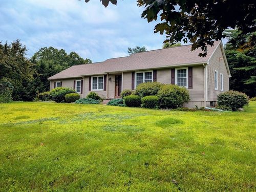 83 Granville Road, Southwick, MA, 01077 | Card Image