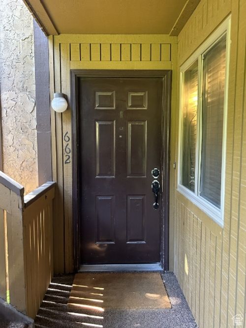 6-662 W Jefferson Cv, Sandy, UT, 84070-6617 | Card Image