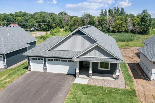 6318 Goodwin Ln, Wyoming, MN, 55092 | Card Image