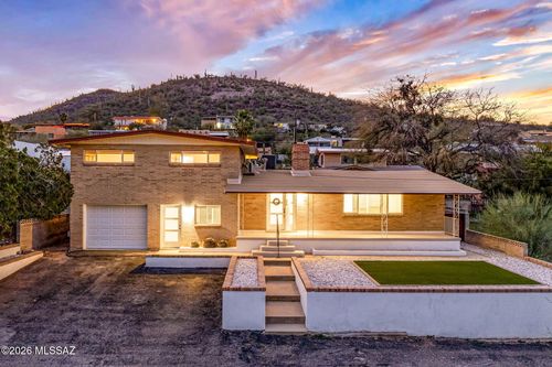 220 S Clausen Cir, Tucson, AZ, 85745-2828 | Card Image