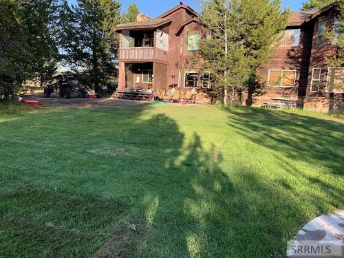 4143 Huckleberry Ln, Island Park, ID, 83429-5208 | Card Image