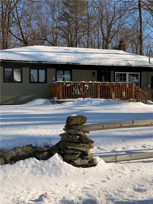 420 Reservoir Rd, Pascoag, RI, 02859-3531 | Card Image