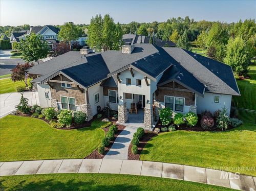 1055 S Brentbrook Ln, Eagle, ID, 83616-4948 | Card Image