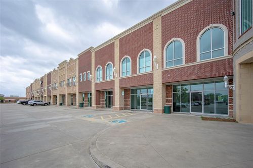 146-156-480 Nw 24th Ave, Norman, OK, 73072-1841 | Card Image