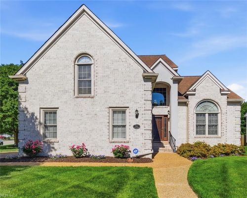 301 Blevins Run, Yorktown, VA, 23693-4187 | Card Image