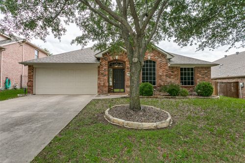 3504 Carlton St, Grapevine, TX, 76092-3202 | Card Image