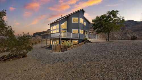 585 39 Rd, Palisade, CO, 81526-9326 | Card Image