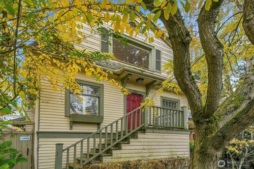 1512 10th Ave W, Seattle, WA, 98119-3231 | Card Image