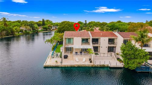 7282 Jacaranda Ln, Miami Lakes, FL, 33014-2605 | Card Image
