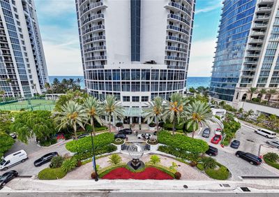 2010 - 18001 Collins Ave, Condo with 0 bedrooms, 1 bathrooms and null parking in Sunny Isles Beach FL | Image 2