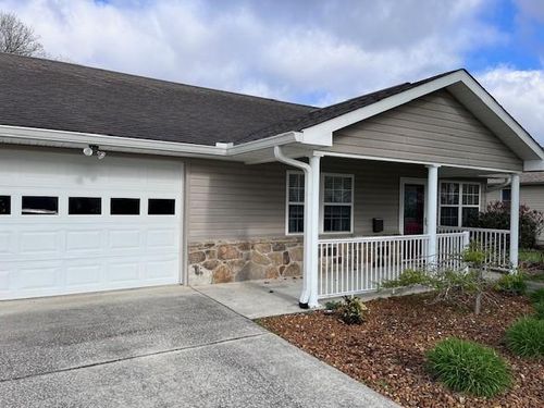 158 Grandview Ln, Crossville, TN, 38571-8265 | Card Image