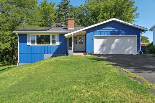 402 Blue View Drive, Mount Horeb, WI, 53572 | Card Image
