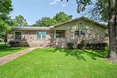 130 Thomas Dr, Saraland, AL, 36571-3526 | Card Image