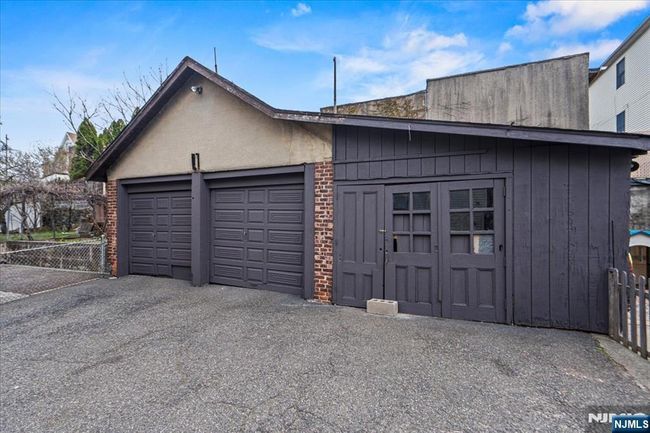 218 8 Th St, Home with 6 bedrooms, 3 bathrooms and null parking in Fairview NJ | Image 35