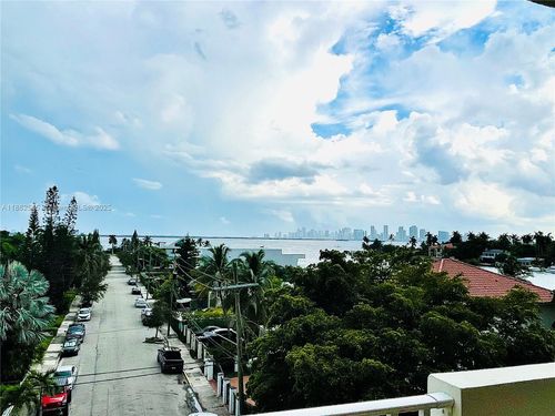 apt-5m-1455 N Treasure Dr, North Bay Village, FL, 33141-4103 | Card Image