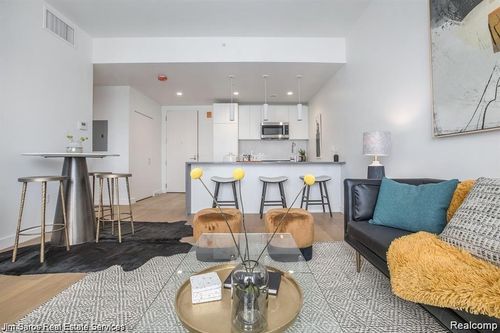 unit-314-3730 4th St, Detroit, MI, 48201-1688 | Card Image
