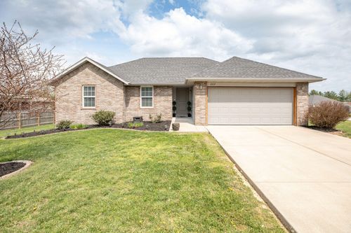 237 Maplewood Dr, Highlandville, MO, 65669-7168 | Card Image
