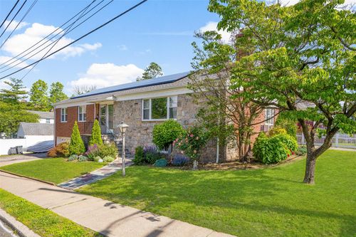 41 3rd St, Pelham, NY, 10803-1423 | Card Image