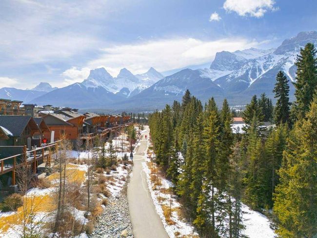 9 Creekside Mews, Townhouse with 3 bedrooms, 4 bathrooms and 2 parking in Canmore AB | Image 39