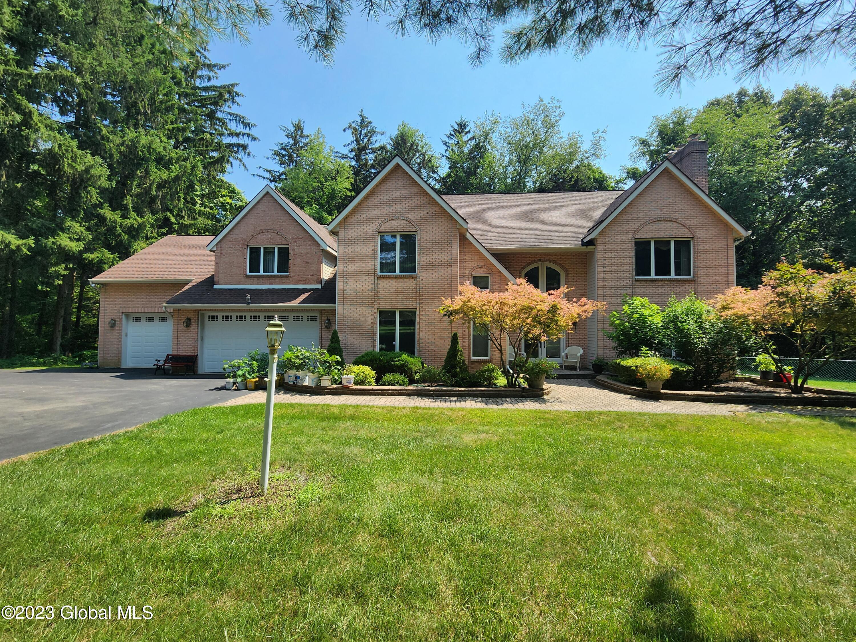 23 Old Niskayuna Road, For Sale in Colonie Zoocasa