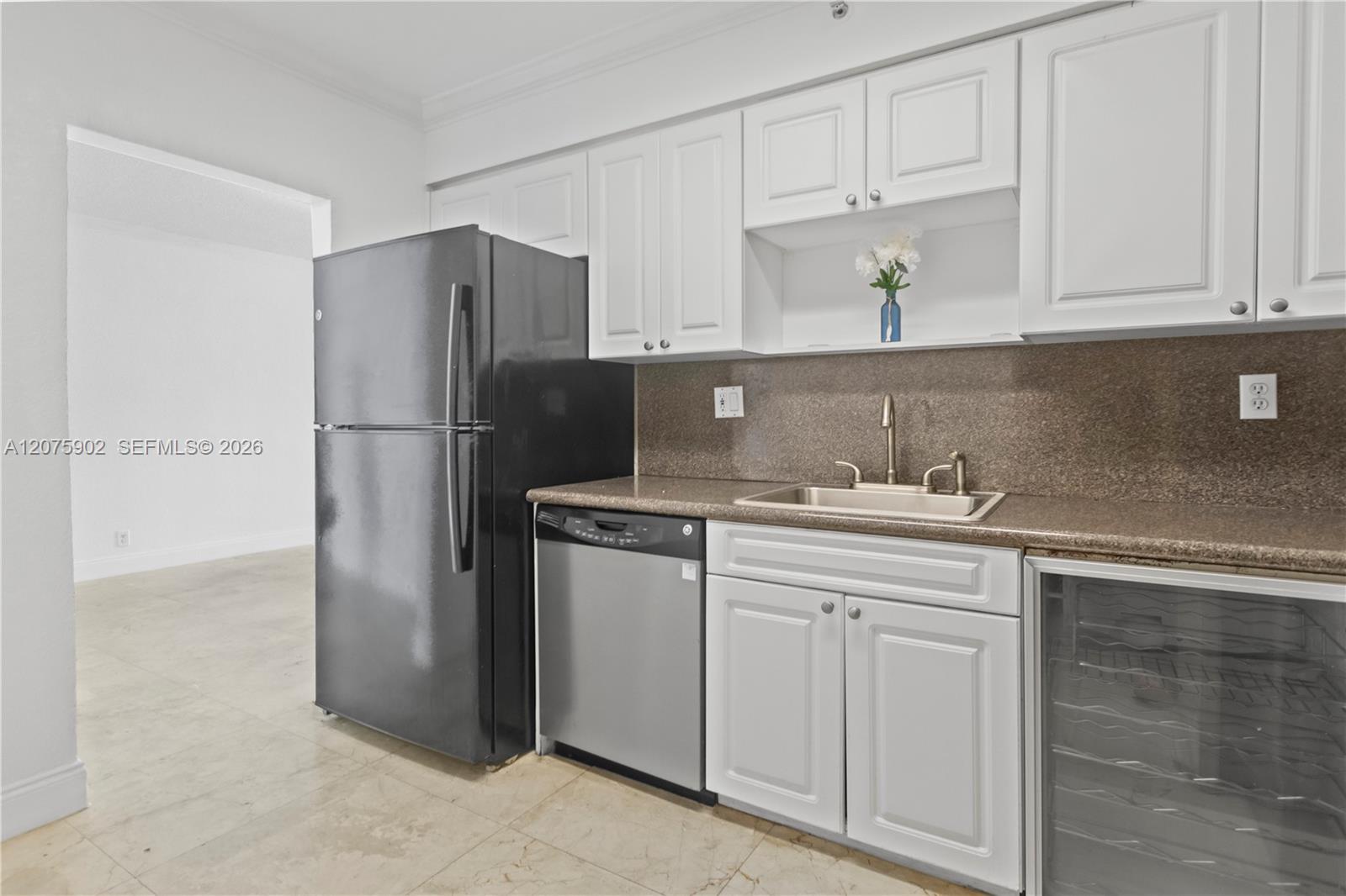 Residential Lease in Hollywood 3