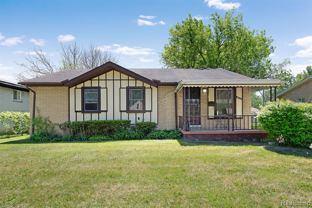 Carlysle St, Inkster, MI 48141