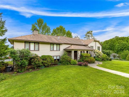 23 Eagle Run, Brevard, NC, 28712-9415 | Card Image
