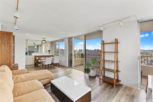 apt-2504-2825 King St, Honolulu, HI, 96826-3535 | Card Image