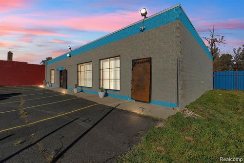 12712 Plymouth Rd, Detroit, MI, 48227-3748 | Card Image