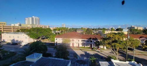 apt-e3-2008 Jackson St, Hollywood, FL, 33020-7839 | Card Image