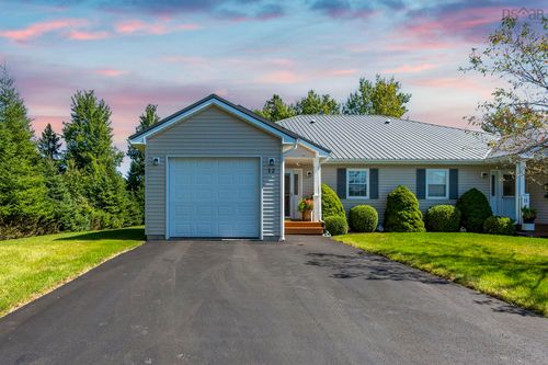 4a-12 Chelsea Crt, Bible Hill, NS, B2N0A3 | Card Image