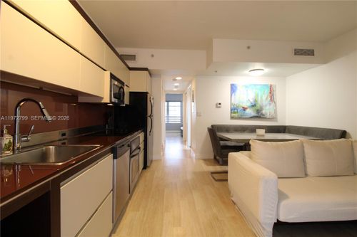 102-435 21st St, Miami Beach, FL, 33139-1704 | Card Image