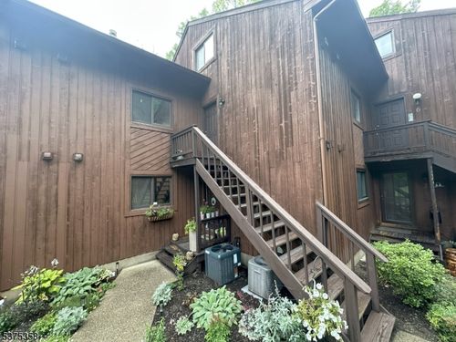 unit-8-3 Telemark Dr, Vernon, NJ, 07462-4587 | Card Image