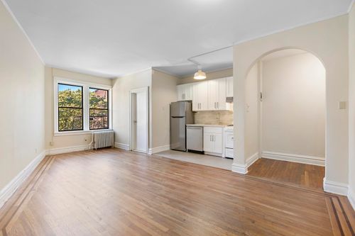 apt-d14-821 Bergen Ave, Jersey City, NJ, 07306-4592 | Card Image