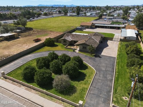 2042 N Center St, Mesa, AZ, 85201-1504 | Card Image