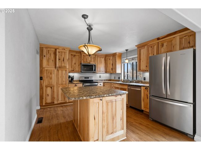 1524 Sw 44 Th St, House other with 4 bedrooms, 3 bathrooms and 2 parking in Pendleton OR | Image 16