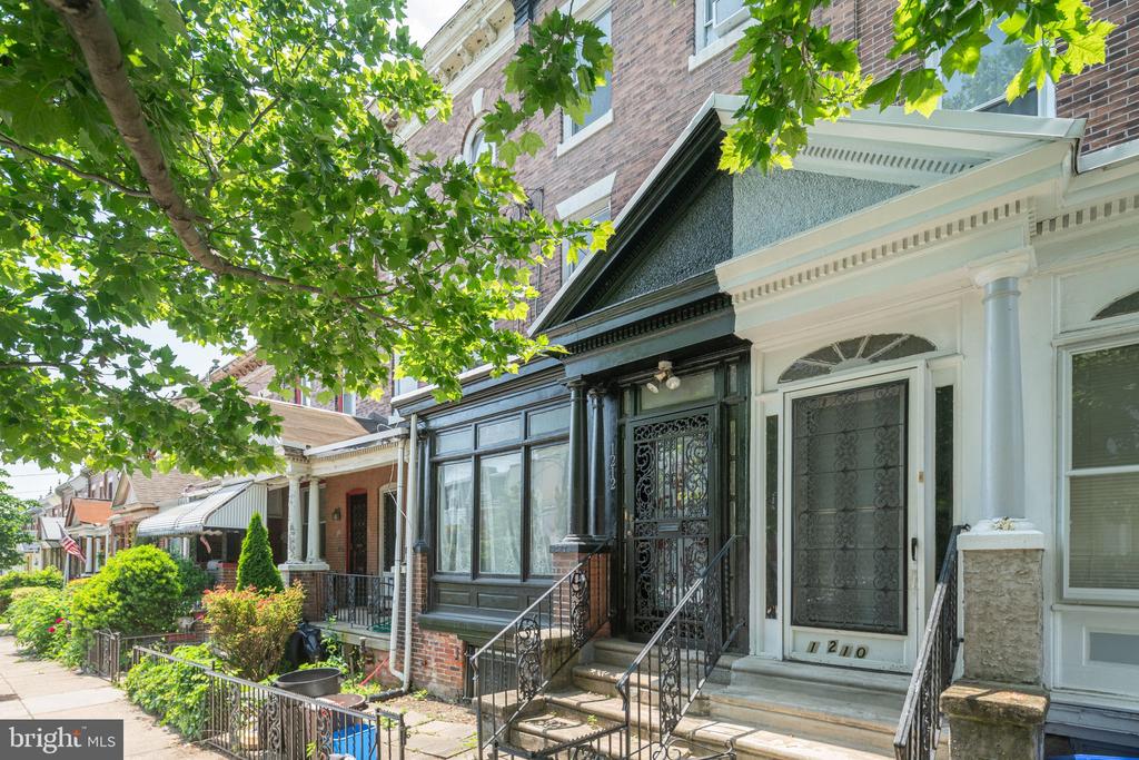 46th St, Philadelphia, PA 19143