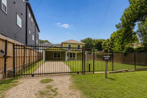 4505 Cochran St, Houston, TX, 77009-3415 | Card Image
