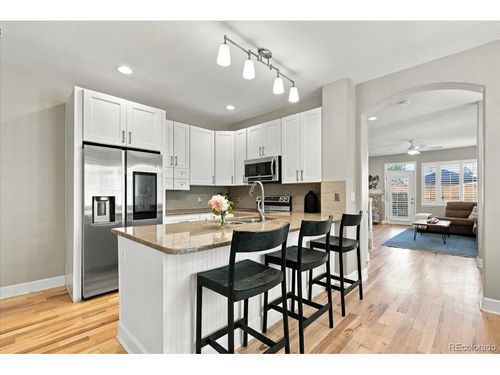 1332 Carlyle Park Cir, Highlands Ranch, CO, 80129-6972 | Card Image