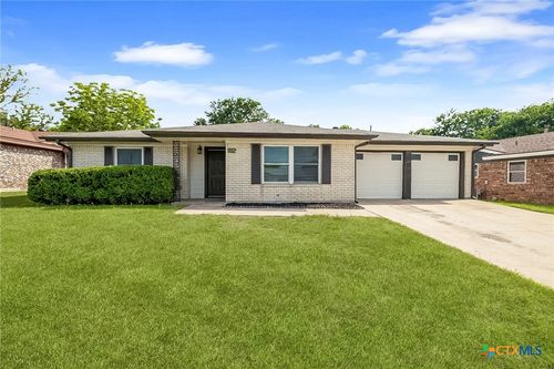 1112 Magnolia St, Copperas Cove, TX, 76522-2619 | Card Image