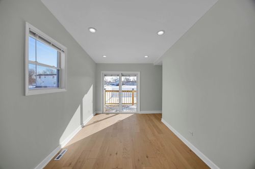 629 E 154th St, Phoenix, IL, 60426-2605 | Card Image