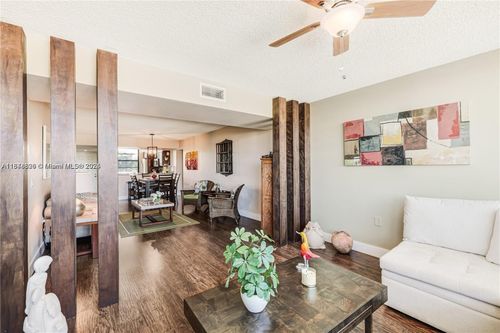 apt-406-1719 Whitehall Dr, Davie, FL, 33324-6942 | Card Image