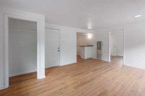 a-3400 Lafayette Ave, Austin, TX, 78722-2240 | Card Image