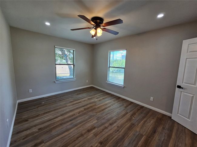 5519 Arlington Park Dr, House other with 3 bedrooms, 1 bathrooms and null parking in Dallas TX | Image 17