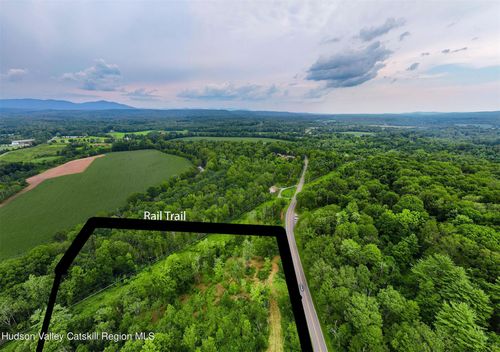 3 Granite Rd, Accord, NY, 12404-5005 | Card Image